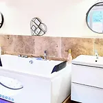 T3 Nature Et Balneotherapie Апартаменты